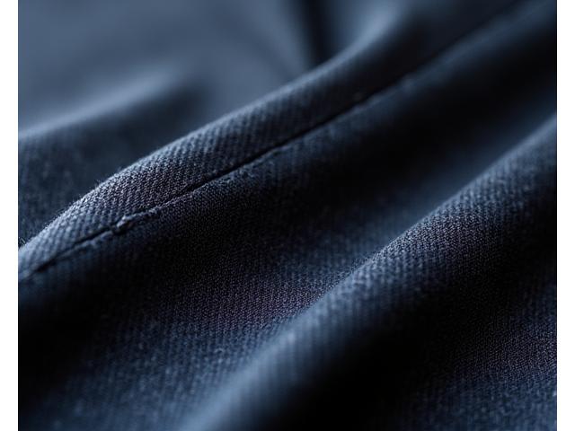 スーツ生地の織り目細やかなテキスタイルサンプル